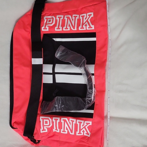 PINK Duffle Bag - Picture 3 of 9